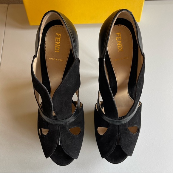 FENDI | SUEDE & LEATHER PLATFORM HEEL PEEP TOE SHOE SANDAL - NIB - Picture 4 of 13